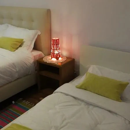 Guest house Glamour House *